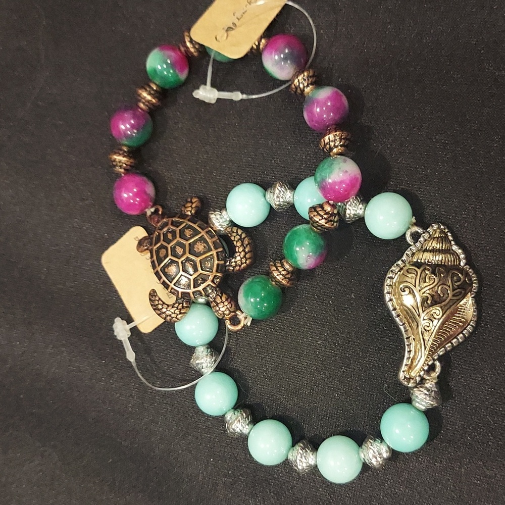 NWT Gemstone Bracelet Set with Turtle and Seashell Charms